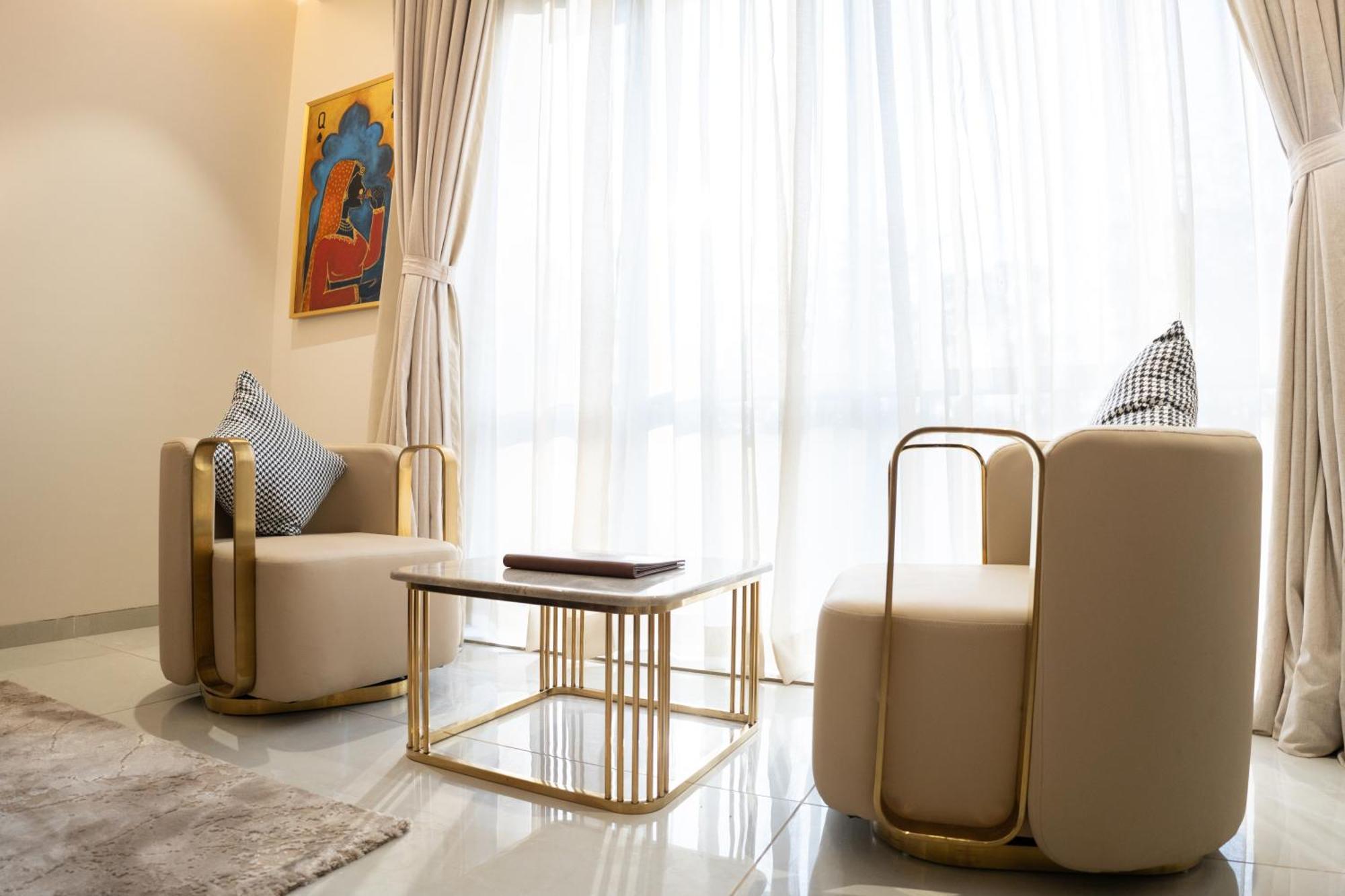 Pride Elite, Daman Hotel Ngoại thất bức ảnh