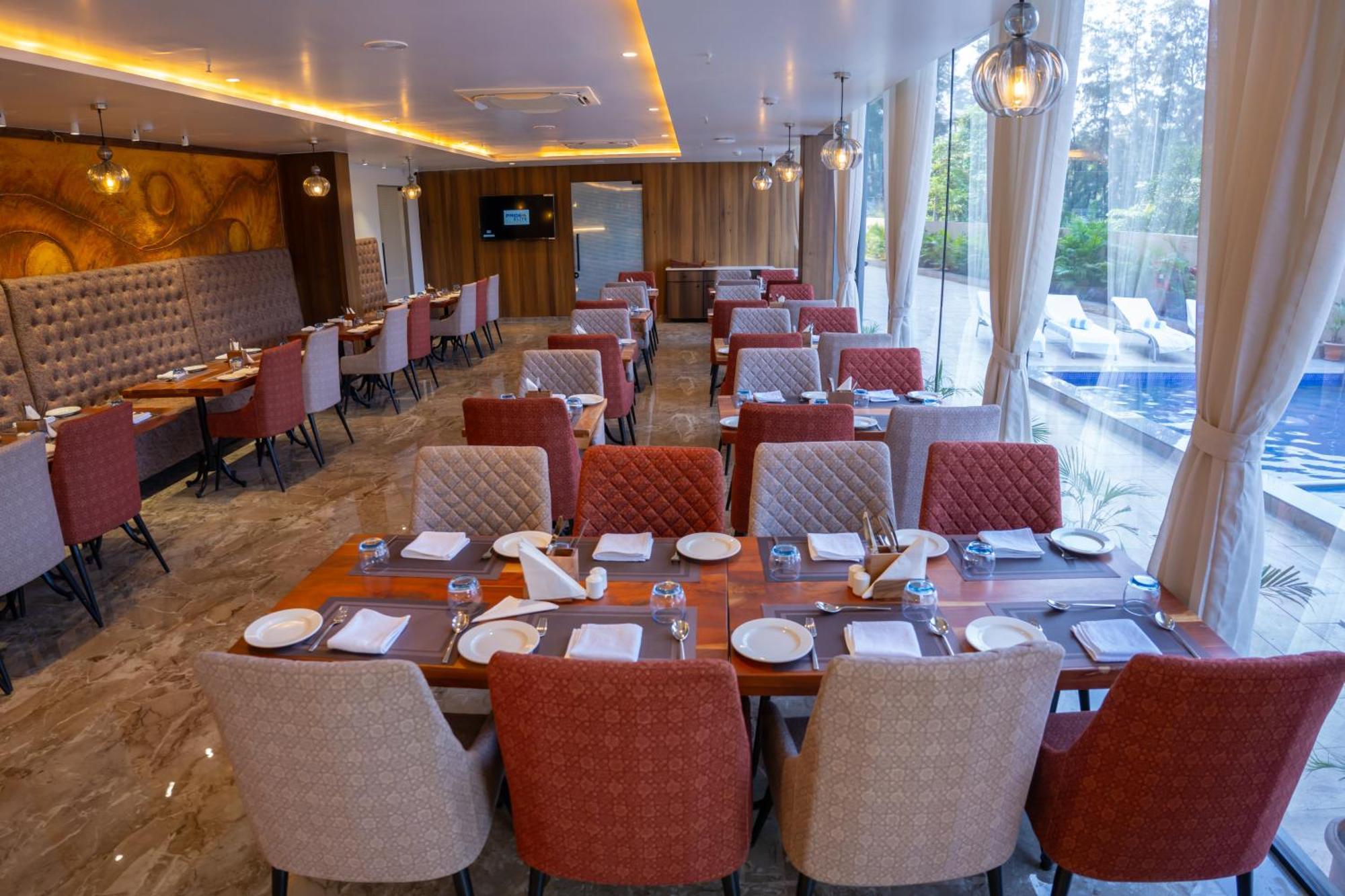 Pride Elite, Daman Hotel Ngoại thất bức ảnh