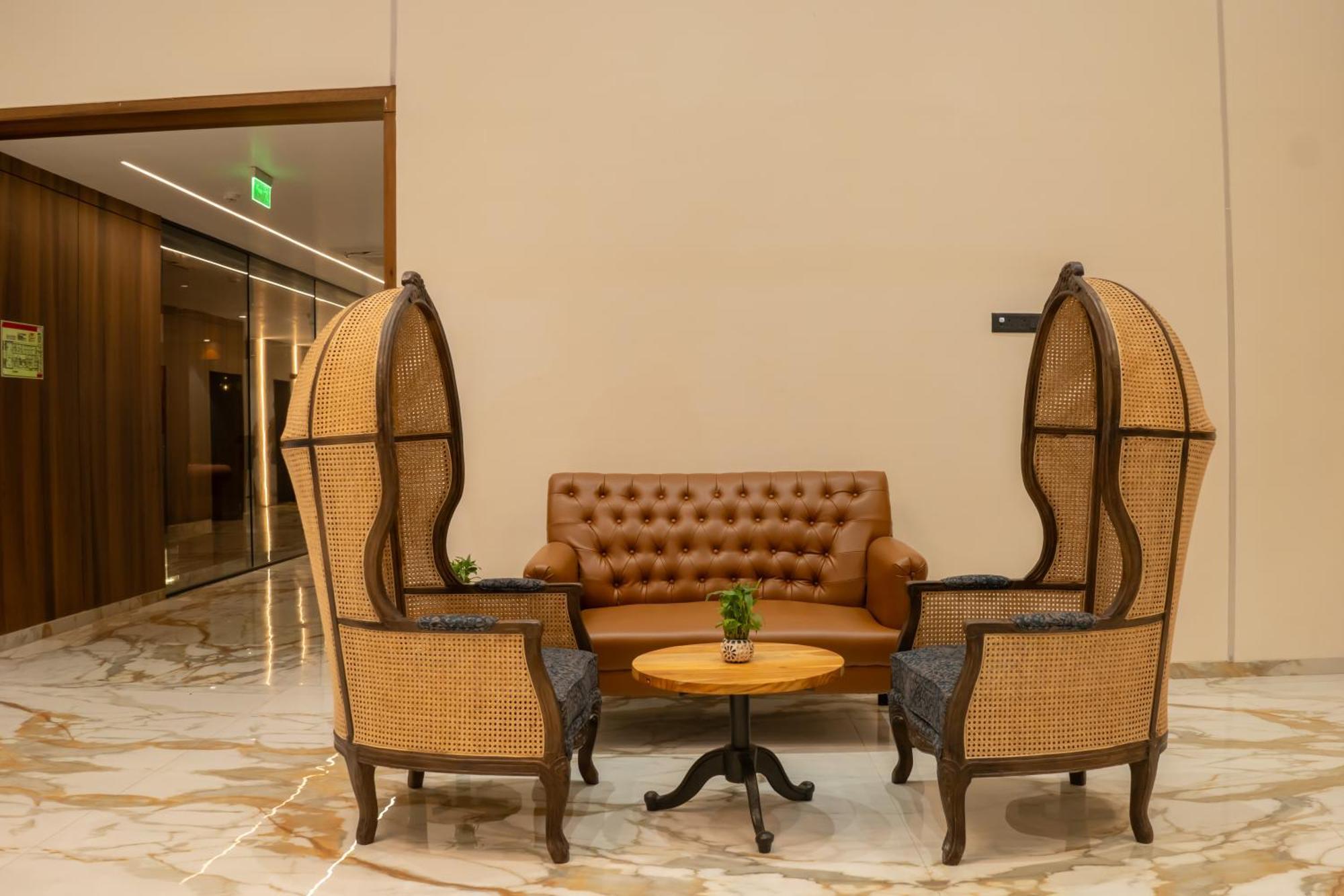 Pride Elite, Daman Hotel Ngoại thất bức ảnh