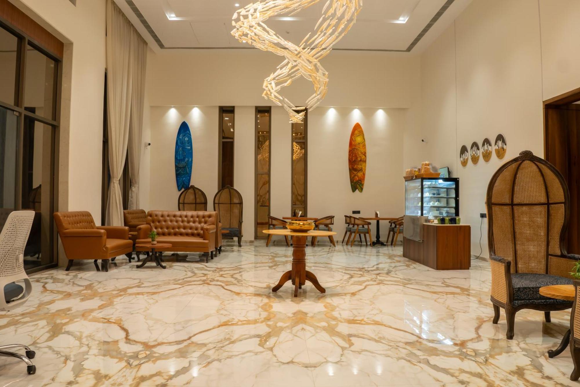 Pride Elite, Daman Hotel Ngoại thất bức ảnh